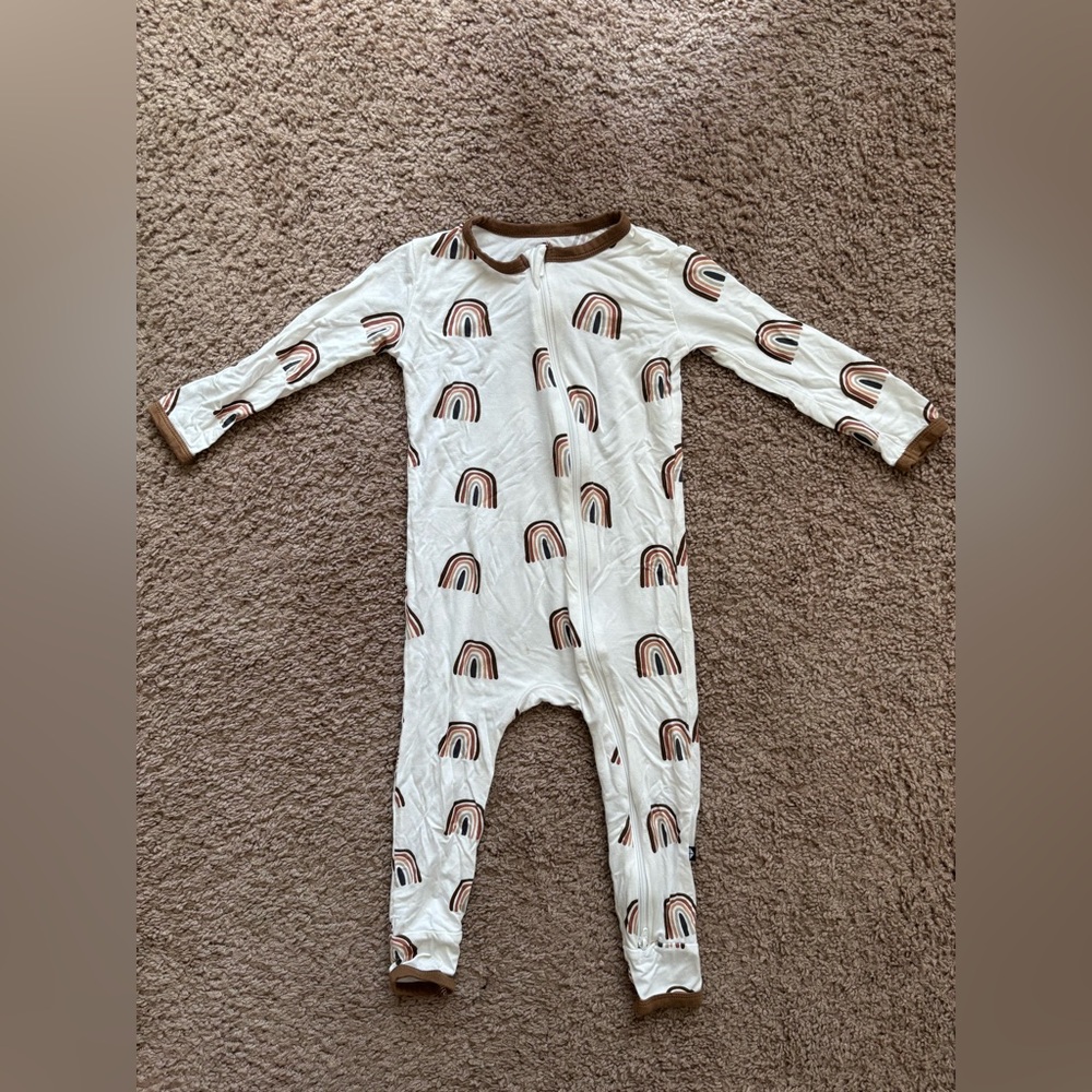 Kyte Baby 3T
SNUG-FITTING
NOT FLAME RESISTANT